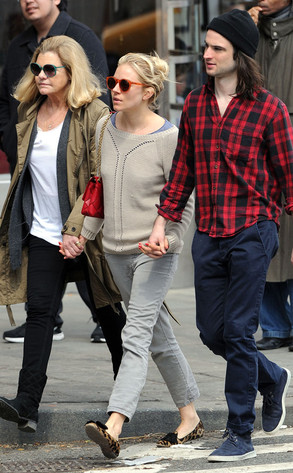 Sienna Miller, Tom Sturridge, Mother Sienna Miller, Tom Sturridge, Mother